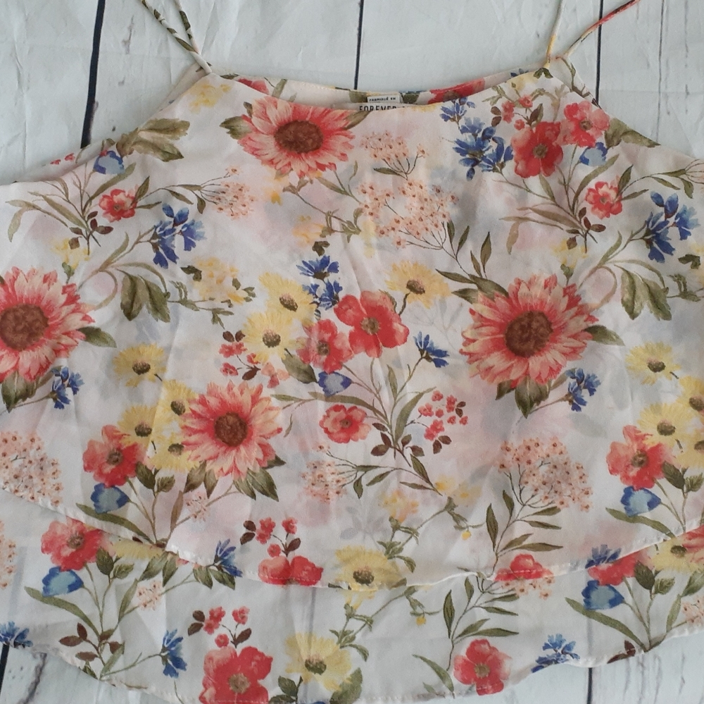 Floral crop top tiered